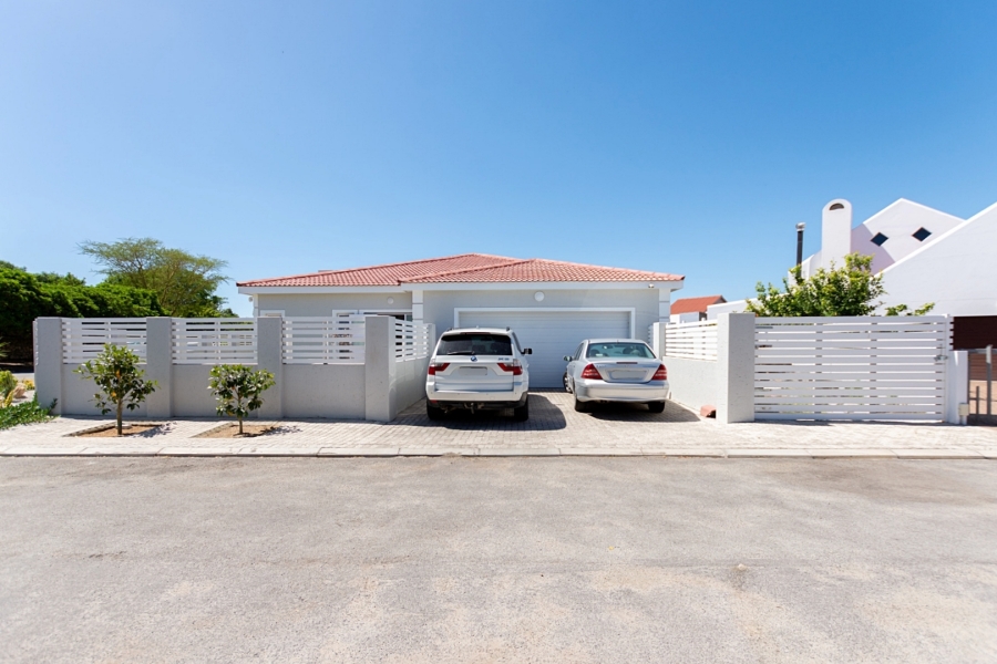 3 Bedroom Property for Sale in Port Owen Western Cape